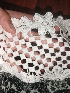 Lace Detailing Balloon Top