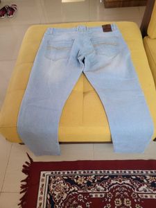 Light Wash Men's Jeans 36