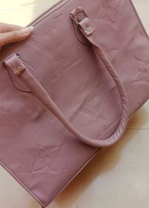 Spacious Tote Bag / laptop friendly