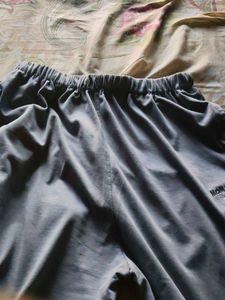 Comfortable Men's Grey lower