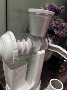 Juicer Machine For All Fruit Juices