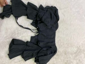 Black Ruffled Sleeve Cropped Top