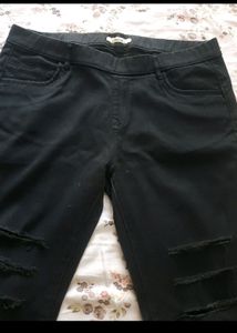 Women Black Rugged Jeans( Like New)