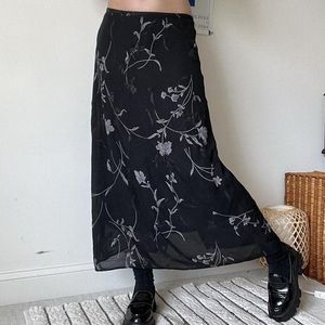 Black Floral Print Double Layered Midi Skirt