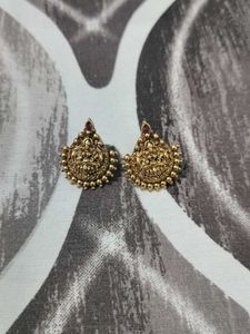 Exquisite Indian Gold Earrings 🤩