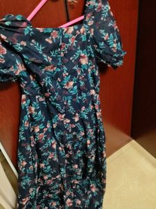 Floral Print puffed Shoulder Dress