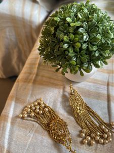 Elegant Gold Pearl Dangle Earrings