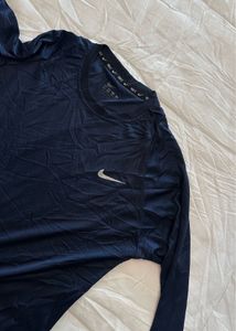 Nike Men's Long Sleeve T-Shir