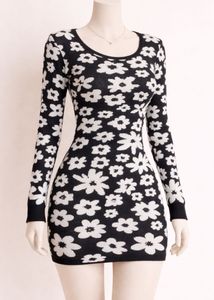 🚨sale🚨Floral Knit Mini Dress