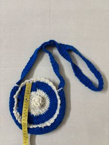 🆕Hand made Crocheted Sling Bag(White &amp; Blue)
