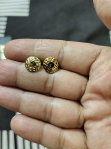Elegant Gold Stud Earrings
