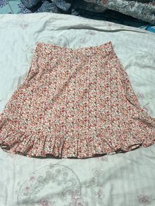 Floral Print Ruffled Skirt