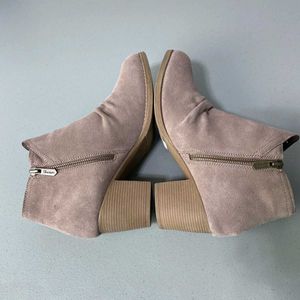 Sketchers Taupe Suede Ankle Boots
