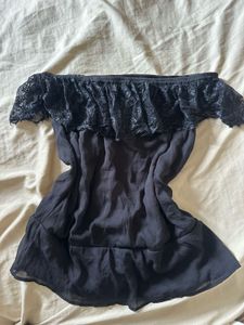 Black Off-Shoulder Lace Trim Top XL