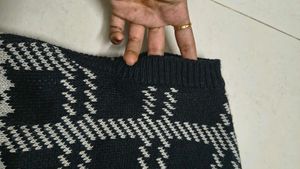 Chic Plaid Knit Vest Sweater