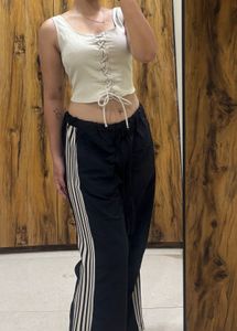 One lower two tops 🤎