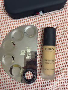 KIKO foundation with mixing palat