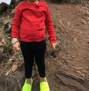 H&amp;M kids red knit little glittery top