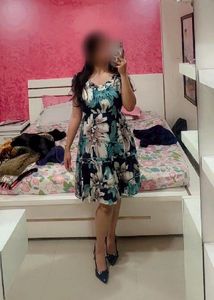 Chic Floral Print Midi Dress