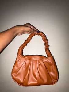 Chic Ruched Shoulder Bag