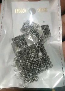 pack of 4 oxidized Jhumkhas