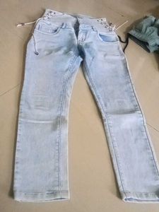 Stylish Light Wash Lace-Up Jeans