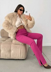 Stylish Pink High-Waisted Jeans