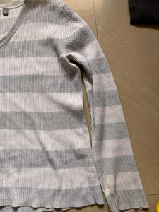 Striped V-Neck Long Sleeve Top