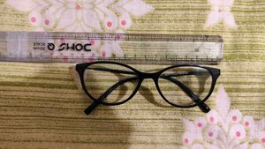 Lenskart blu Cat-Eye glasses