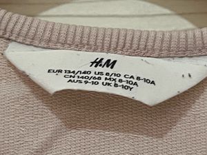 H&amp;M Unicorn Graphic Long Sleeve sweat-tshirt
