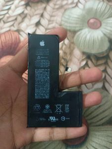 iPhone xs battery