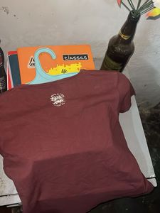 Maroon Graphic T-Shirt