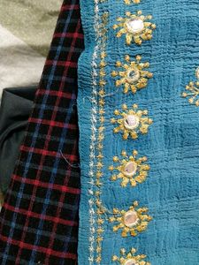 Women Blue Kurta In Good Condition No Flaws
