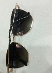 Stylish Geometric Frame Sunglasses
