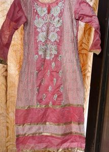 Elegant Pink Embroidered Kurta