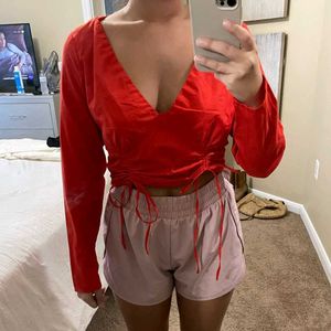 H&M Chic Red Ruched V-Neck Long Sleeve Top