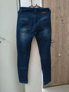 Stylish High-Waisted Blue Jeans
