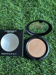 MAC Extra Dimension Skinfinish Poudre Lumiere
