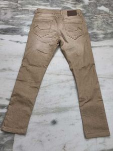BEIGE JEANS 💯✨⚡