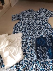 not used it's 3 pcs new suit
