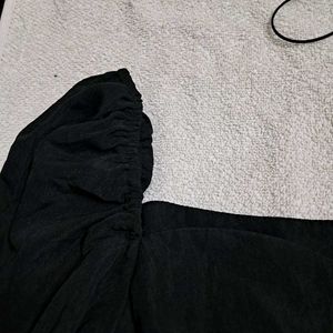 Edgy Black Square Neck Puff Sleeve Crop Top