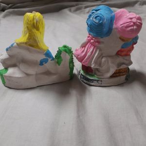 COMBO 2 Clay Idols Figurines Decorative Accessories Gift Showpiece Home Decor Clay Art Clay Dolls Matir Putul Disney Cartoon Decor Table Decor Romantic Love Decor Gifts For Couple