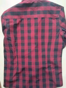 Never worn Men's Red &amp; Black Checkered Shirt