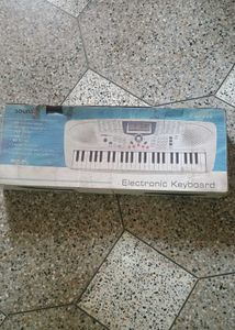 SoundX Electronic Keyboard
