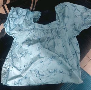 VAN HEUSEN Womens top in sky blue