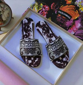 Dolce &amp; Gabbana Slides