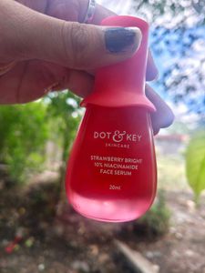 Dot &amp; Key Strawberry Bright Face Serum
