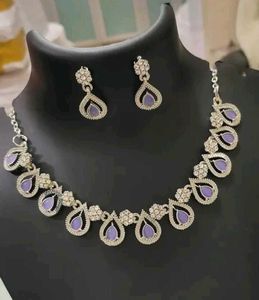 Purple necklace set and earrings....