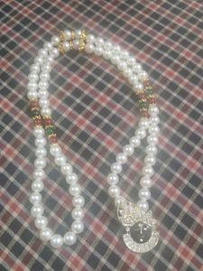 Elegant Pearl Necklace with Pendant