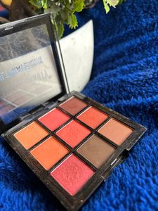 Swiss Beauty Ultimate Eyeshadow Pallete